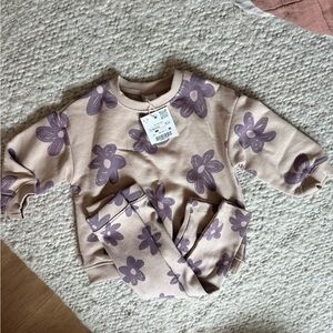 Floral Print Baby Outfit